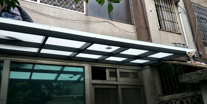 屏東玻璃採光罩